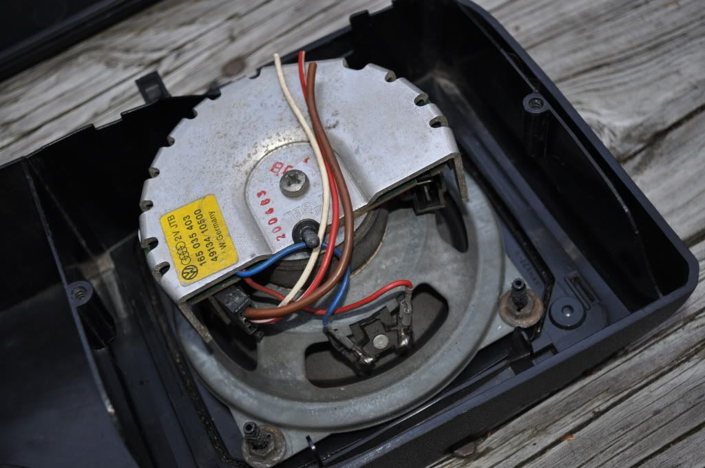 Rear speakers working intermittently VW Vortex Volkswagen Forum